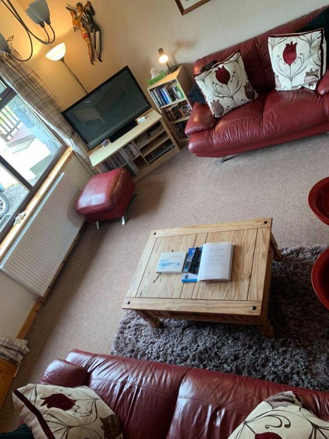 Snowberry Cottages No1 오니치 외부 사진